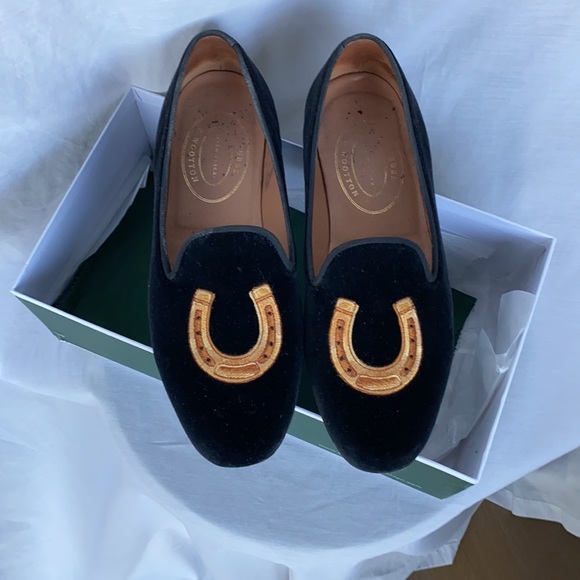 Horseshoe Embroidered Velvet Slipper 9.5US - Picture 2 of 13